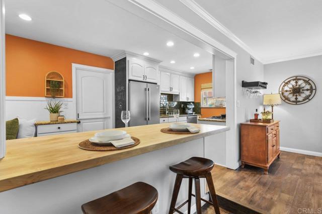 Detail Gallery Image 12 of 35 For 4331 Helix Canyon Dr, La Mesa,  CA 91941 - 3 Beds | 2 Baths