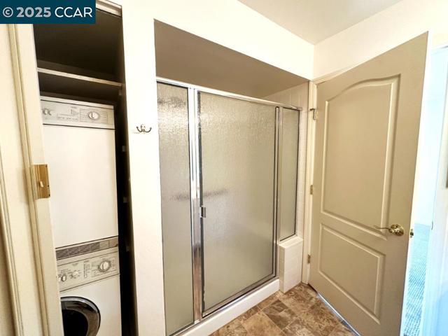 4033 Terra Granada Dr, Walnut Creek CA: https://media.crmls.org/mediaz/8c8d8616-d7c1-4e6c-acc1-5b17be78452b.jpg
