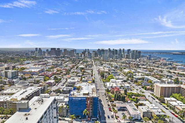2311 State St, San Diego CA: https://media.crmls.org/mediaz/8c8db774-5d4f-4f49-92b8-6587dd23c778.jpg