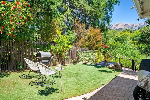 81 E Garzas Road, Carmel Valley CA: https://media.crmls.org/mediaz/8c8e086d-0da1-4c19-9cad-b0209630b092.jpg