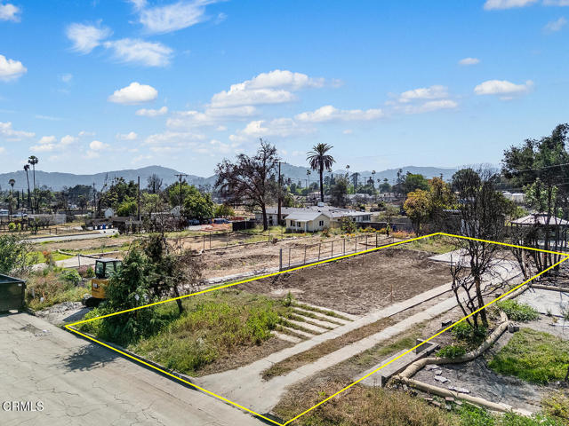 2669 Glen Ave, Altadena CA: https://media.crmls.org/mediaz/8c8e7737-a132-4273-a260-f331c25a3e71.jpg