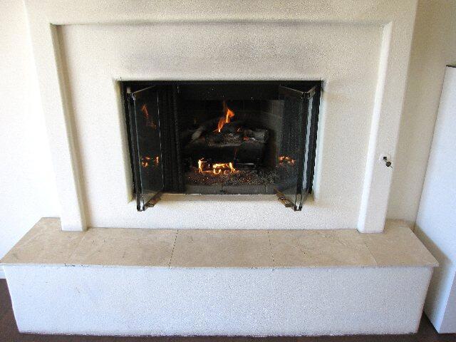 139 Lake Shore Drive, Rancho Mirage CA: https://media.crmls.org/mediaz/8c90056a-c2ef-4364-9c21-4493645f6250.jpg