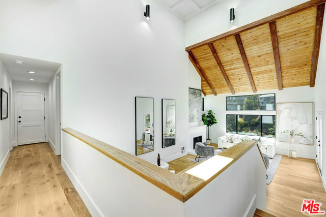 2506 Zorada Drive, Los Angeles CA: https://media.crmls.org/mediaz/8c9060ae-378f-48a8-beee-9c60b564b19b.jpg