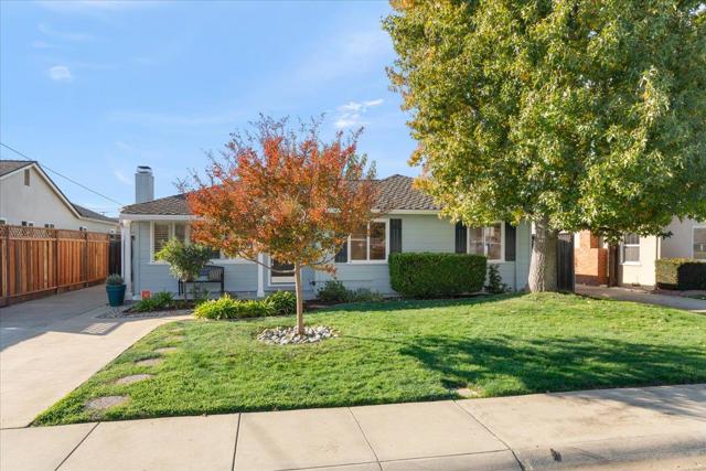 785 Sherman Oaks Drive, San Jose CA: https://media.crmls.org/mediaz/8c91a7c1-b794-4c46-80da-054dcb20ac36.jpg
