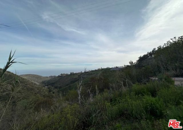 0 Mar Vista Ridge Drive, Malibu CA: https://media.crmls.org/mediaz/8c91c464-6230-4fa4-9fd7-f1534945c549.jpg