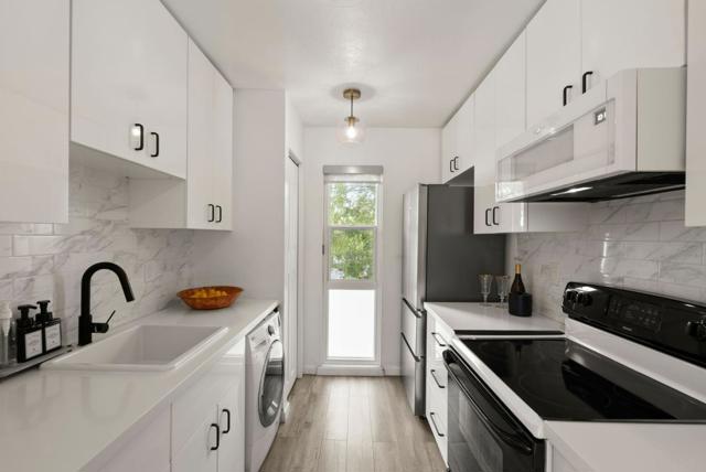 1919 Alameda De Las Pulgas, San Mateo CA: https://media.crmls.org/mediaz/8c9243a5-f770-4f95-9d59-59bd456c1b3a.jpg