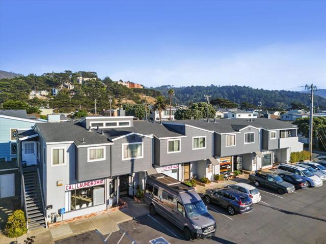 1715 Palmetto Avenue, Pacifica CA: https://media.crmls.org/mediaz/8c930889-77a9-43b3-a16f-2fdb9b898cc1.jpg