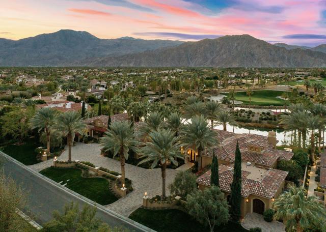 52345 Via Savona, La Quinta CA: https://media.crmls.org/mediaz/8c9328bd-b61f-4194-9393-4e21ed1015ef.jpg