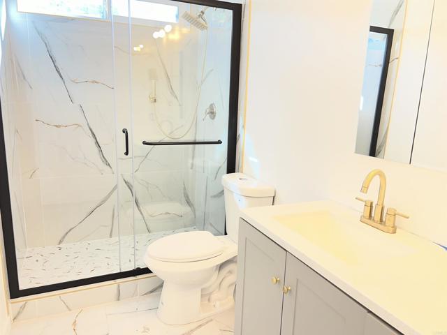 Detail Gallery Image 11 of 21 For 75 Third Ave #24,  Chula Vista,  CA 91910 - 3 Beds | 2 Baths