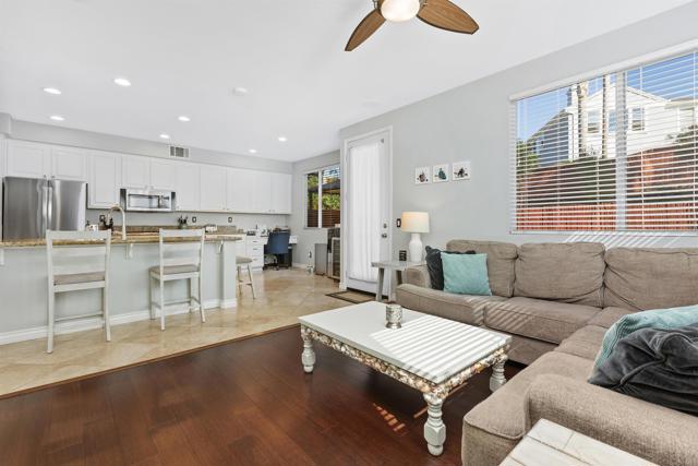 Detail Gallery Image 15 of 43 For 2419 Badger Ln, Carlsbad,  CA 92010 - 3 Beds | 2/1 Baths