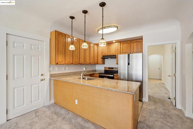 619 11th St., Richmond CA: https://media.crmls.org/mediaz/8c9487f7-006a-4267-ada4-f49cb98142dd.jpg