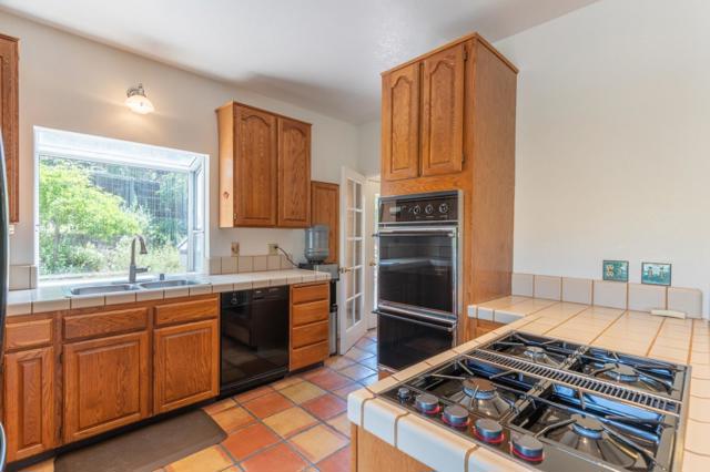 28900 Underwood Road,  CA: https://media.crmls.org/mediaz/8c96857e-c17a-418e-9cda-54effbe2fa27.jpg
