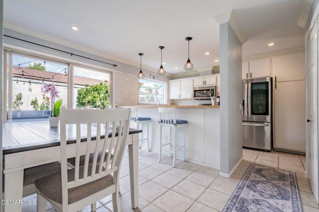 15175 Marquette Street, Moorpark CA: https://media.crmls.org/mediaz/8c96a83a-520b-4516-8b19-5d683a132c60.jpg