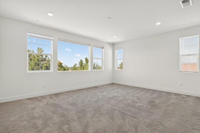 6640 Silverleaf Court, Tracy CA: https://media.crmls.org/mediaz/8c96eb8c-628f-4f2d-a264-1dc6bc47571f.jpg