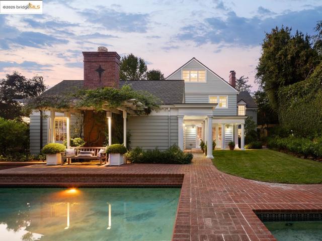 120 Hazel Ln, Piedmont CA: https://media.crmls.org/mediaz/8c993ccd-3d7d-4857-adbe-67b57b43ab45.jpg