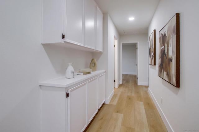 13856 Paseo Cardiel, San Diego CA: https://media.crmls.org/mediaz/8c9a3ca7-b076-4a39-b9c7-cb4c2323c99b.jpg