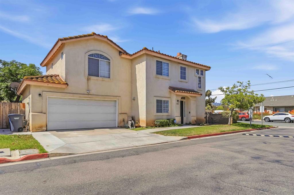 1003 Anza Ct