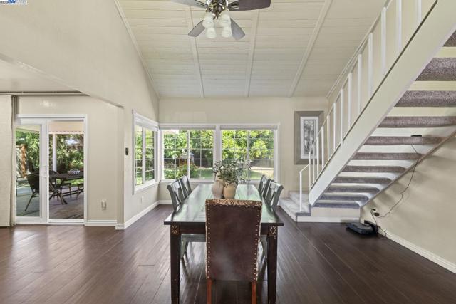 771 Hagemann Dr, Livermore CA: https://media.crmls.org/mediaz/8c9b7d45-0f0e-4772-a7fc-5633d728c9d9.jpg