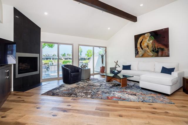 Detail Gallery Image 8 of 44 For 1554 via Brisa Del Lago, San Marcos,  CA 92078 - 3 Beds | 2 Baths