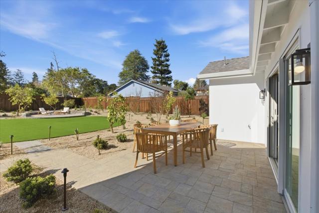 655 Washington Street, Los Altos CA: https://media.crmls.org/mediaz/8c9c3809-fabe-42d1-b859-ad2948bb40ee.jpg