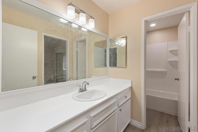 7000 Saranac St, La Mesa, California 91942, 2 Bedrooms Bedrooms, ,1 BathroomBathrooms,Condominium,For Sale,Saranac St,240014321SD