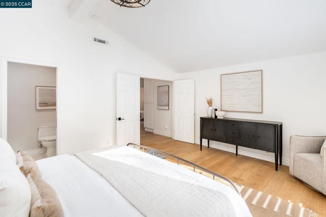 115 Camino Encanto, Danville CA: https://media.crmls.org/mediaz/8c9eb4e5-cac8-470b-9a43-ba61d61eae4e.jpg