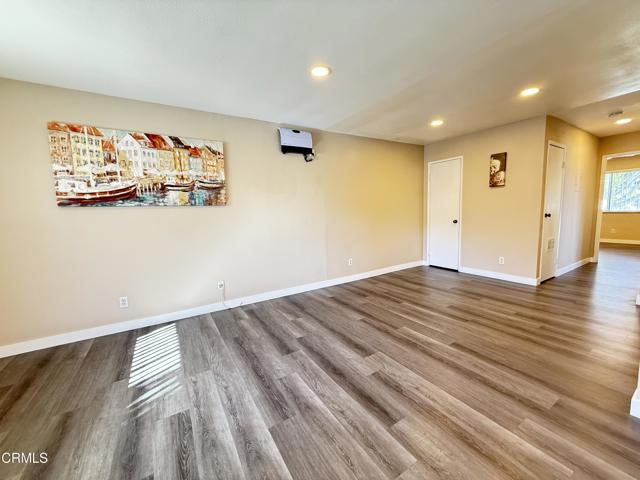 Front Image Thumbnail for CRV1-31621