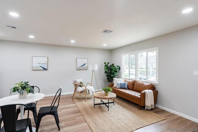 5270 Trojan Ave, San Diego CA: https://media.crmls.org/mediaz/8ca163a0-e740-48c6-8349-5d53eb7f2698.jpg