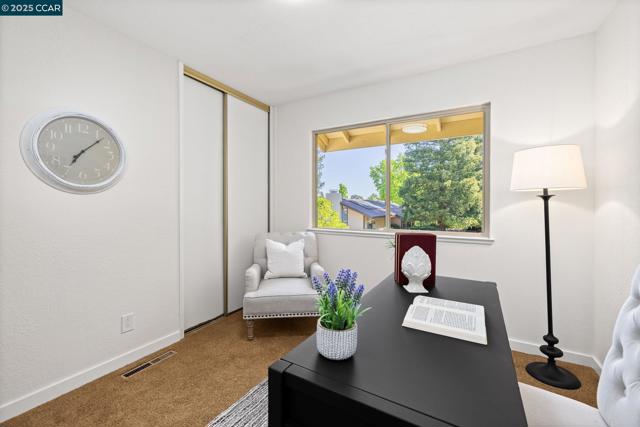 1618 Candelero Dr, Walnut Creek CA: https://media.crmls.org/mediaz/8ca40895-d40b-46a0-b138-4e092d01fce1.jpg