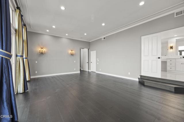 40 Saddlebow Road, Bell Canyon CA: https://media.crmls.org/mediaz/8ca41821-2a69-4c5a-a218-31c508cedab8.jpg