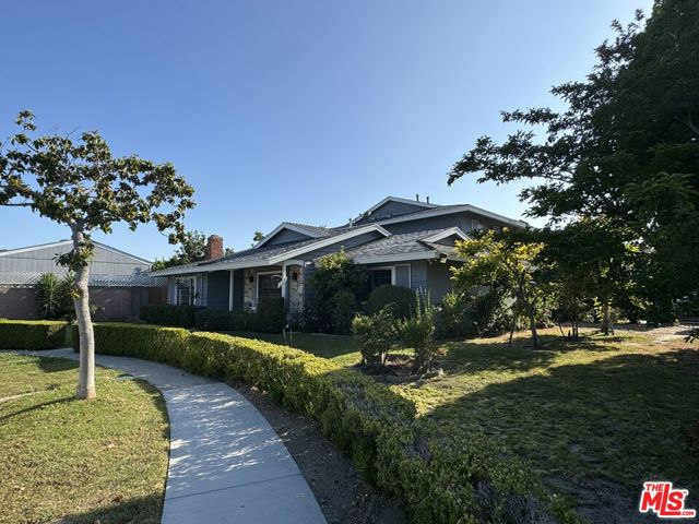 235 S Delano Street, Anaheim CA: https://media.crmls.org/mediaz/8ca69188-94ec-46a9-bd77-d71d5aa0840b.jpg