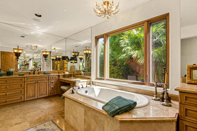 252 Camino Sur, Palm Springs, CA 92262