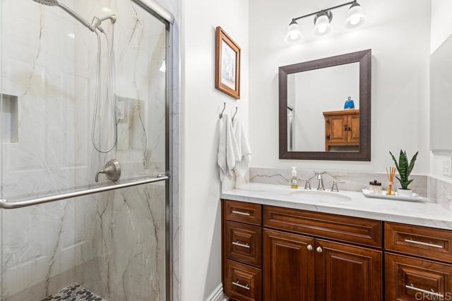 10166 Rancho Roble Rd., Escondido CA: https://media.crmls.org/mediaz/8ca8a7d0-a5bd-4613-94b5-d21a03f256a6.jpg