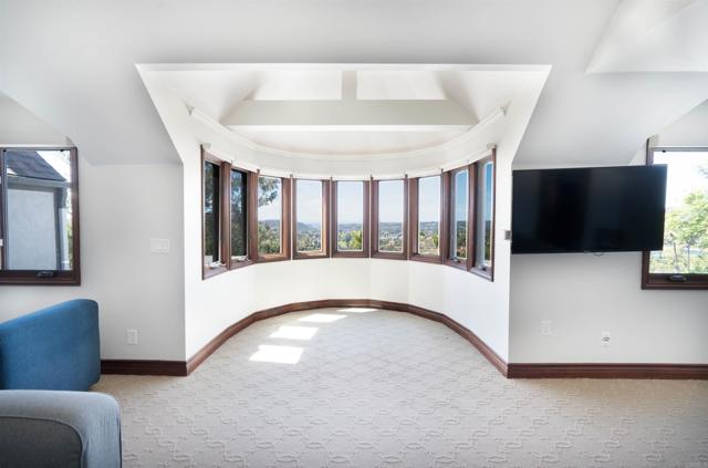 3251 Piragua Street, Carlsbad CA: https://media.crmls.org/mediaz/8ca8ba91-7f70-4ecf-a86d-ebe9e29abfee.jpg