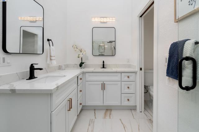 498 Via Royal, Walnut Creek CA: https://media.crmls.org/mediaz/8ca9e8df-0331-4c91-8f89-ac8f2476aa6c.jpg