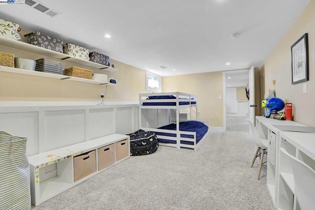 1215 Castro St, Martinez CA: https://media.crmls.org/mediaz/8cab94b1-4b09-4b8a-a73d-ea63e43cffb5.jpg