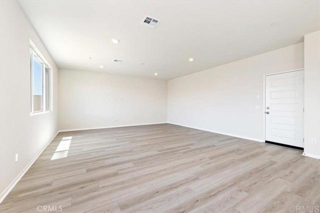 Detail Gallery Image 14 of 37 For 19347 Bigfork Rd, Lake Elsinore,  CA 92532 - 4 Beds | 3 Baths