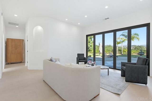 Detail Gallery Image 30 of 67 For 2241 via Corto, Fallbrook,  CA 92028 - 4 Beds | 3/1 Baths