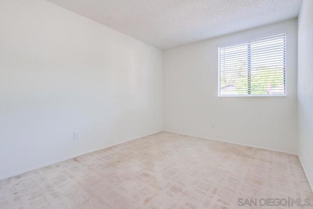 3773 Catamarca Dr, San Diego CA: https://media.crmls.org/mediaz/8cac6841-9364-4ecf-9b11-6afb11bd27cc.jpg