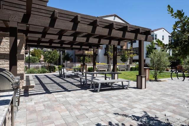2350 Toledo Terrace, Mountain View CA: https://media.crmls.org/mediaz/8cad77c2-4522-4b01-b9e5-b67a45856b14.jpg