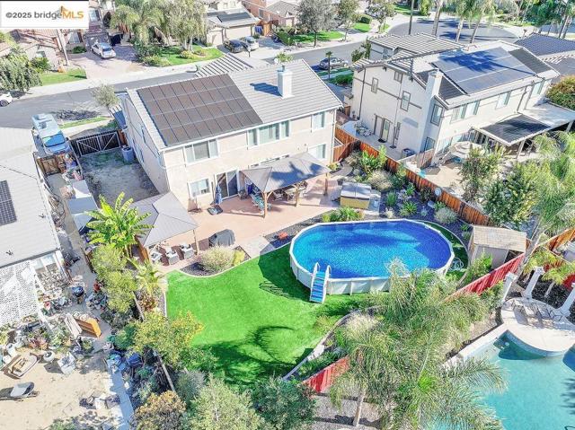 596 Toscanna Court, Brentwood CA: https://media.crmls.org/mediaz/8cadad95-6918-454a-92eb-ffec3761b192.jpg