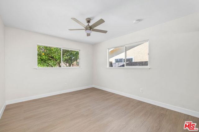 23414 Dolorosa Street, Woodland Hills CA: https://media.crmls.org/mediaz/8cade583-67b9-452d-a9c7-11f6c670d410.jpg