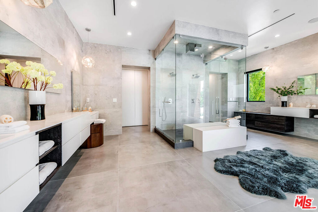 MLS #26862733 image #33