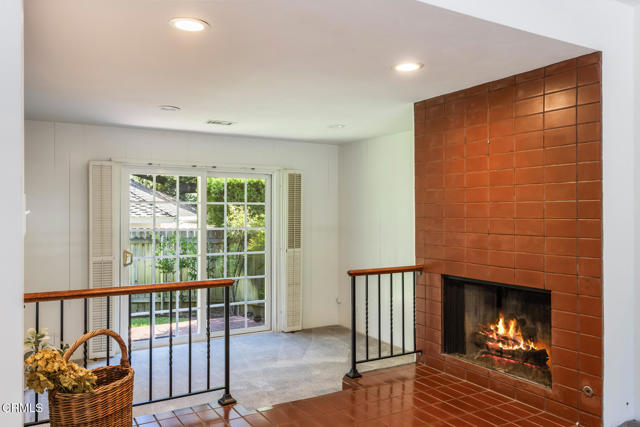4308 Hayman Avenue, La Canada Flintridge CA: https://media.crmls.org/mediaz/8caff227-664f-489e-93ac-48b88170f00d.jpg