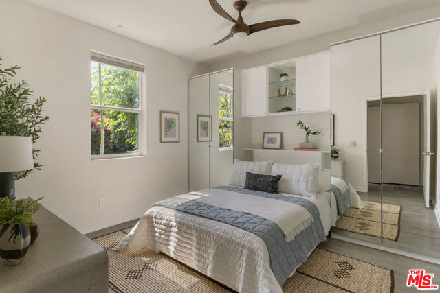 3931 Eagle Rock Boulevard, 36 photo 23