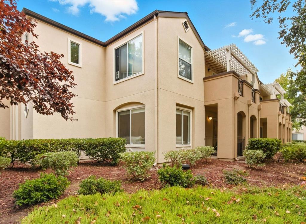 827 Jazz Court