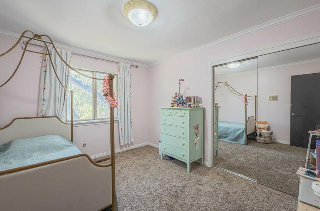394 Mesa Road, Salinas CA: https://media.crmls.org/mediaz/8cb18f5b-ca3b-4f80-aa75-d8277af30fcb.jpg