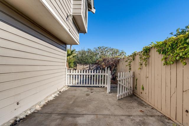 Image 53 of 67 For 2608 La Costa Ave