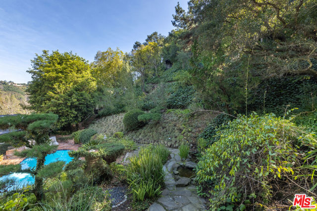 Image 60 of 72 For 10686 Somma Way