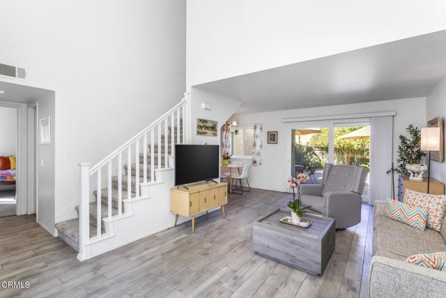 Image 4 of 32 For 1631 Beagle Court